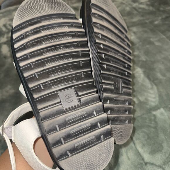 Truffle Collection Women's Sandals Sz 8 White Black Leather Ankle Strap Strappy - Picture 7 of 7